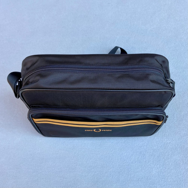 FRED PERRY BOLSO L.2253
