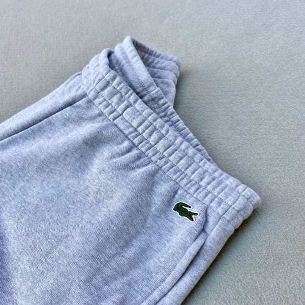 LACOSTE PANTALÓN XH3357