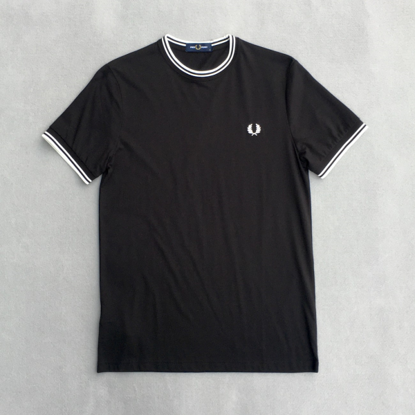 FRED PERRY CAMISETA TWIN TIPPED  +MÁS COLORES