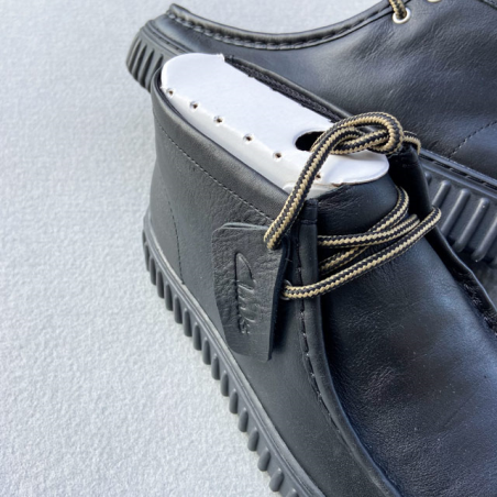 CLARKS BOTIN TORHILL HI CUERO NEGRO