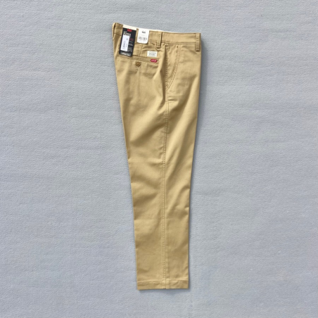 LEVI'S® CHINO STANDARD FIT