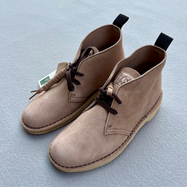 CLARKS DESERT BOOT WOLF SUEDE