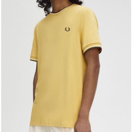 FRED PERRY CAMISETA TWIN TIPPED + MÁS  COLORES