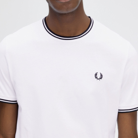 FRED PERRY CAMISETA TWIN TIPPED + MÁS COLORES