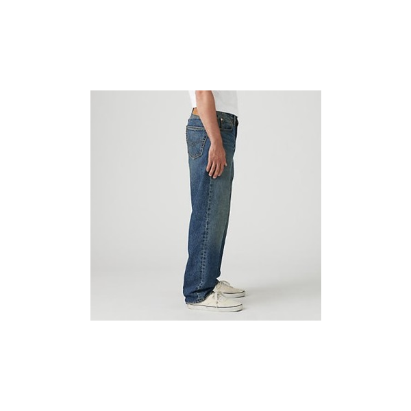 LEVI'S® VAQUERO 568™ LOOSE STRAIGHT AISLE SEAT