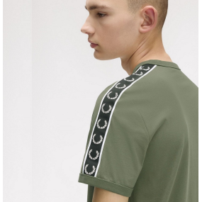 FRED PERRY CAMISETA CONTRAST TAPE RINGER 2