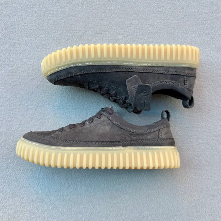 CLARKS ZAPATO TORHILL LACE DARK GREY NUBUCK