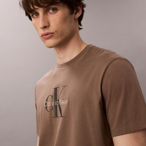 CALVIN KLEIN CAMISETA MONOLOGO CUELLO REDONDO 2