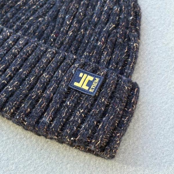 ETIEM GORRO DE PUNTO ACANALADO