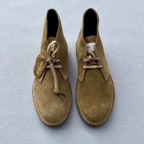 CLARKS DESERT BOOT EVO OLIVE SUEDE 2