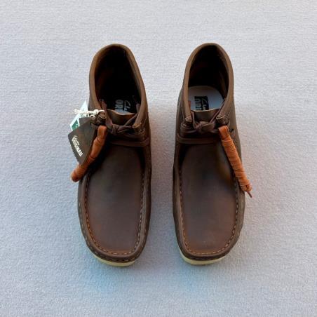 CLARKS BOTIN WALLABEE BOOT BEESWAX