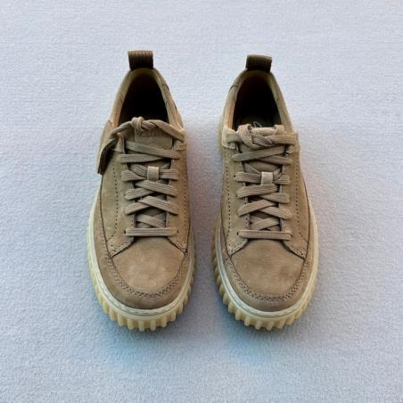 CLARKS ZAPATO TORHILL LACE DARK SAND NUBUCK