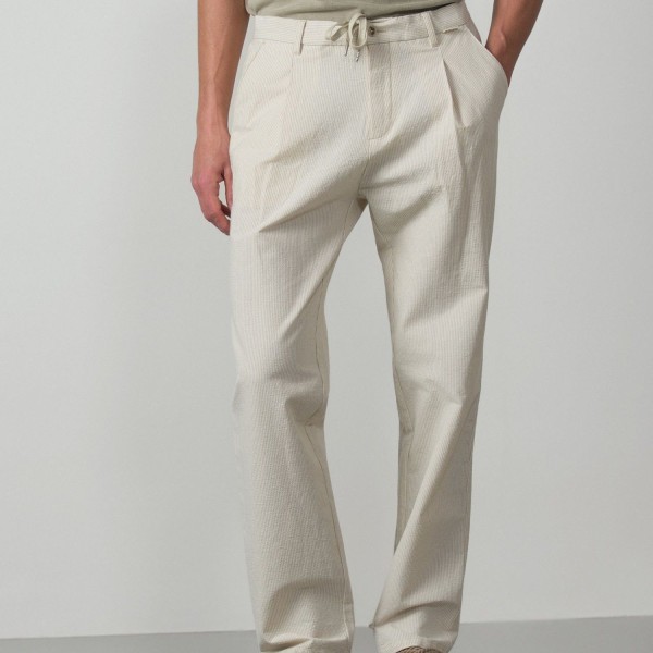 ETIEM PANTALÓN DE UNA PINZA RAYA FINA SEERSUCKER