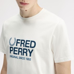 FRED PERRY CAMISETA GRÁFICO PECHO 2
