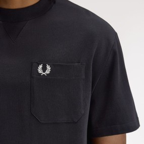 FRED PERRY CAMISETA CORTE RELAJAD BOLSILLO 2