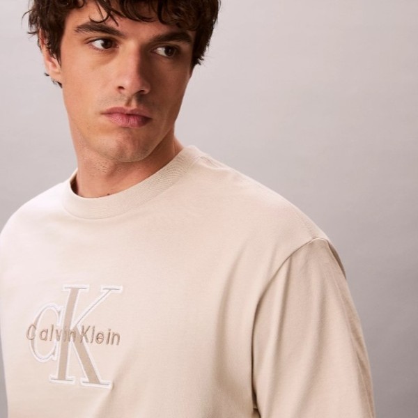 CALVIN KLEIN CAMISETA APLIQUE CON LOGO