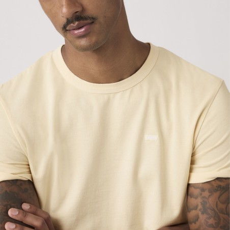 LEVI'S® CAMISETA TEÑIDA EN PRENDA