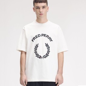 FRED PERRY CAMISETA APLIQUE LAUREL CON TARTÁN