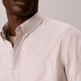 CALVIN KLEIN CAMISA OXFORD RAYAS FINAS