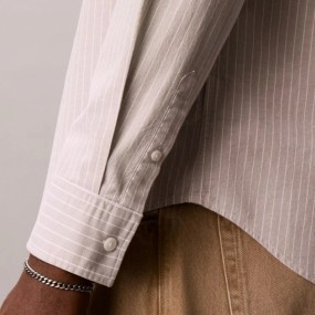 CALVIN KLEIN CAMISA OXFORD RAYAS FINAS 2