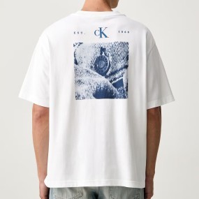 CALVIN KLEIN CAMISETA CORTE RELAJADO CON GRAFICO