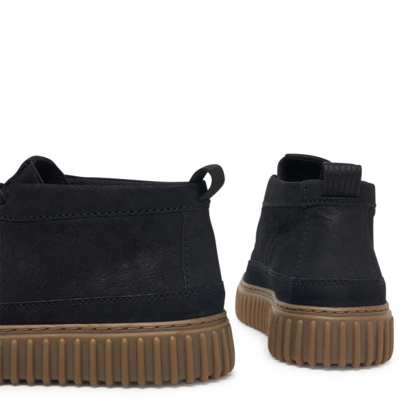CLARKS BOTA TORHILL LACEHI PIEL NEGRA